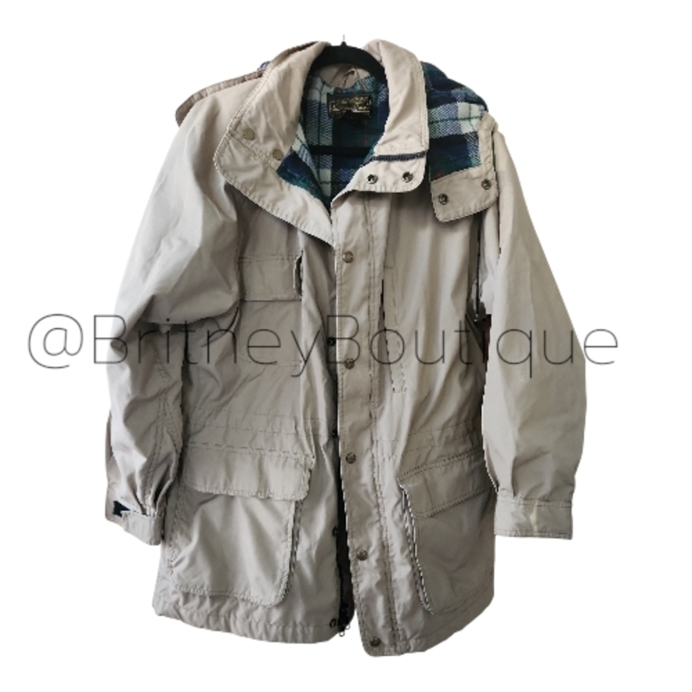 VINTAGE Eddie Bauer Outdoor Coat 🔮